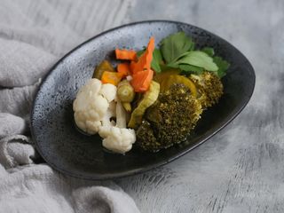 Մարինացված բանջարեղեն  /120 գր/