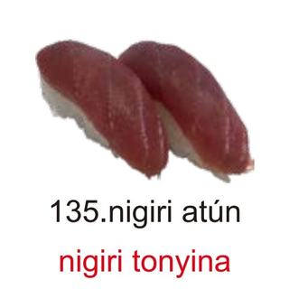 135.nigiri atún 2u