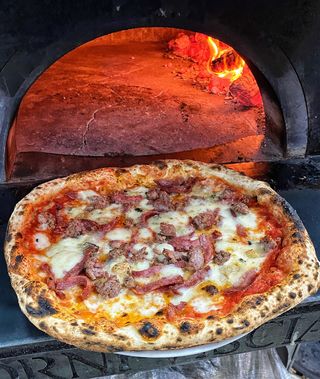 Pizza Golosa (33 Cm.)