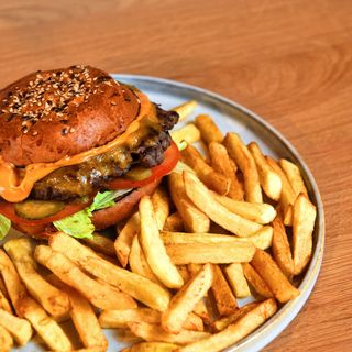 Black Angus  Burger & Fries