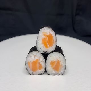 53. Hosomaki de salmón (8 piezas)