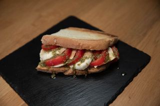 Pan Rustik Caprese
