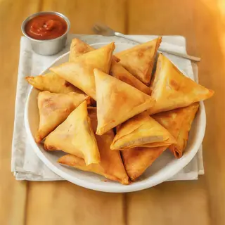 Samosas De Pollo ( 3 Unids)