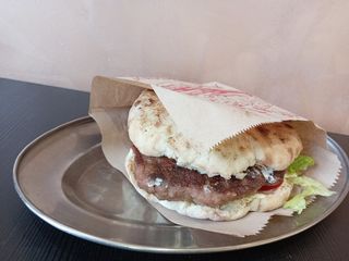 Tetkina pljeskavica 200g