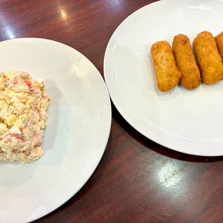 Menú ensaladilla rusa + croquetas