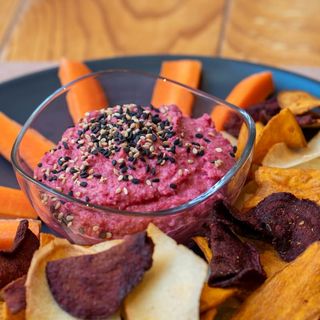 Hummus de Remolacha con crudités