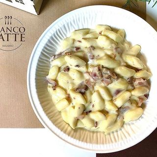 GNOCCHI ALLA CARBONARA BIANCOLATTE