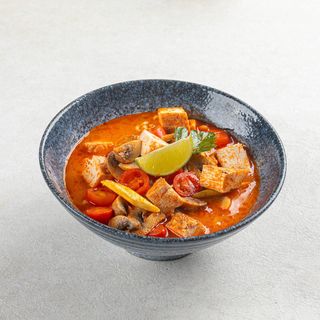 Том ям с курицей