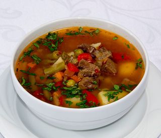 Ciorbă taraneasca de vita 