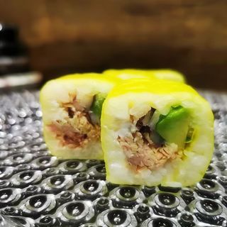 Lámina De Soja Atún de ensalada, mayonesa cebolla  Y Aguacate (9 Uds.)