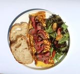 Omleta cu cascaval si roastbeef