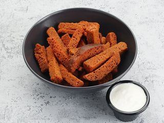 Grzanki z sosem serowym Сухарики із сирним соусом (130g)