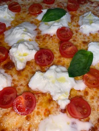 Pizza La Burrata (33 Cm.)