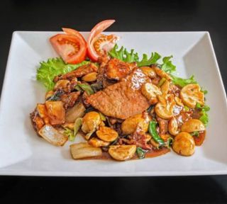 Carne de Vaca com Molho de Ostras