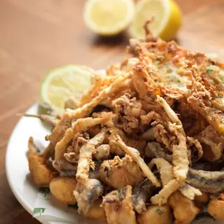 Fritura andaluza estilo Triana