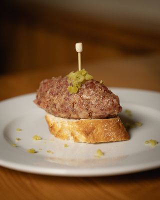 Tartar de fuet