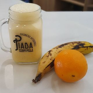 Zumo De Naranja Y Plátano