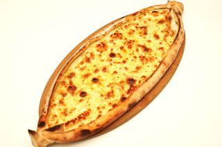 Lipie cu mozzarella si telemea