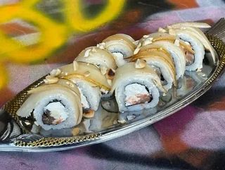 РОЛ З ГРУШЕЮ ТА ДОР БЛЮ (315/80g)