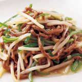 Ternera Salteada Con Brotes De Soja