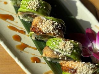 DRAGON ROLL