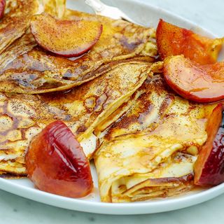 Naleśniki owocowe ,brzoskwinia,  ananas, żurawina 4 szt