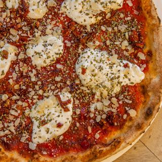 SALENTINA ( 3ª Mejor Pizza de Aragón 2024)