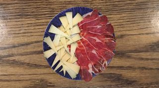 Jamón ibérico de cebo DO y queso curado