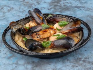 МОРЕПРОДУКТИ НА ВОГНІ (350g)