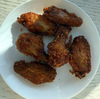 Aripioare picante pane