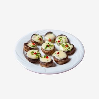 Ciuperci pleutorus gatite in unt cu usturoi