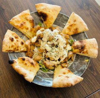 Ceasar salata sa piletinom