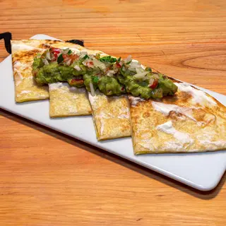 QUESADILLA DE SUADERO