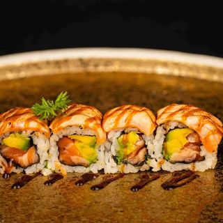 Uramaki Sake Tataki 8 Pzs.