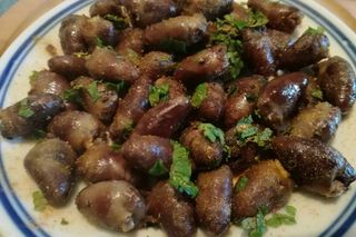 Пилешки сърца в масло