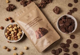 CHOCOLATE CLUSTERS Czekolada mleczna - orzechy laskowe