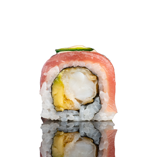 Dragon tuna roll