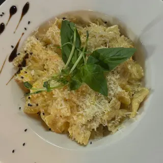 Фарфале з куркою у Вершковому соусі (250г)