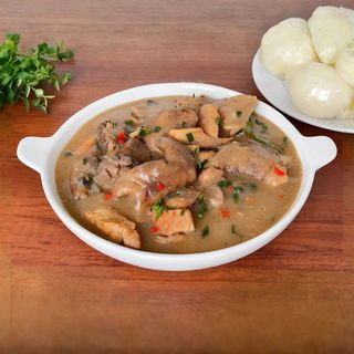 White Soup (Nsala) and Swallow