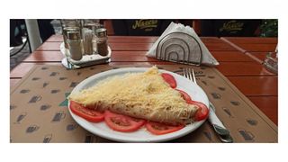 Palačinka sa njeguškom pršutom