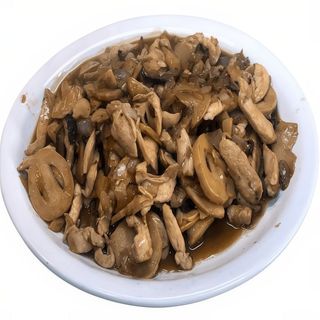 Cerdo Con Bambú Y Setas Chinas