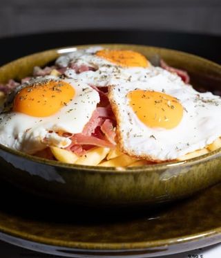 Ovos Rotos