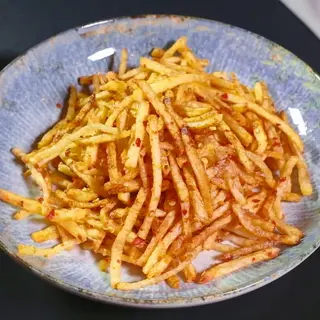 CARTOFI PRAJITI TUSHIN PICANT 200 GR
