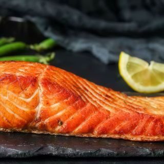 Łosoś z grilla z cytryną