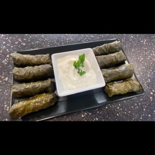 Dolma w lisciach winigron
