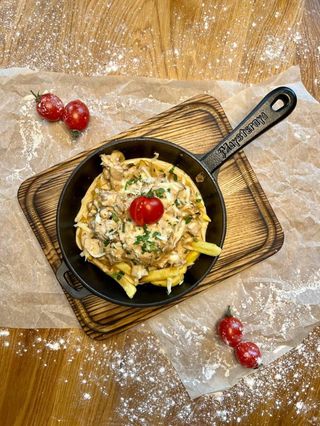 Пательня з двома видами копченого м'яса (300г)