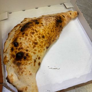 calzone vesuvio