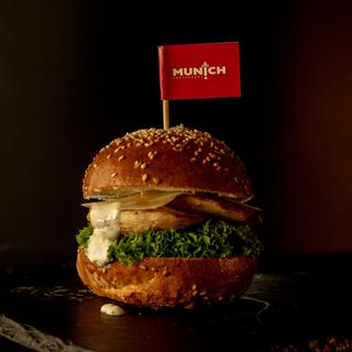 Chicken caesar burger + fries+Coca-Cola  - 0,33L