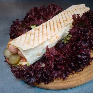 Хот дог в лаваші з двома сосисками (500г.)