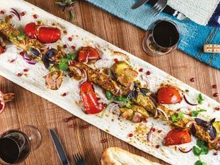 Метровий люля-кебаб зі свинини та яловичини (600/600/100g)